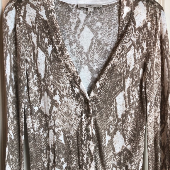 Snakeskin Print Loft V Neck Cardigan - S - Picture 4 of 4